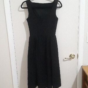 Audrey Hepburn Style Chic Black Midi Dress, Small